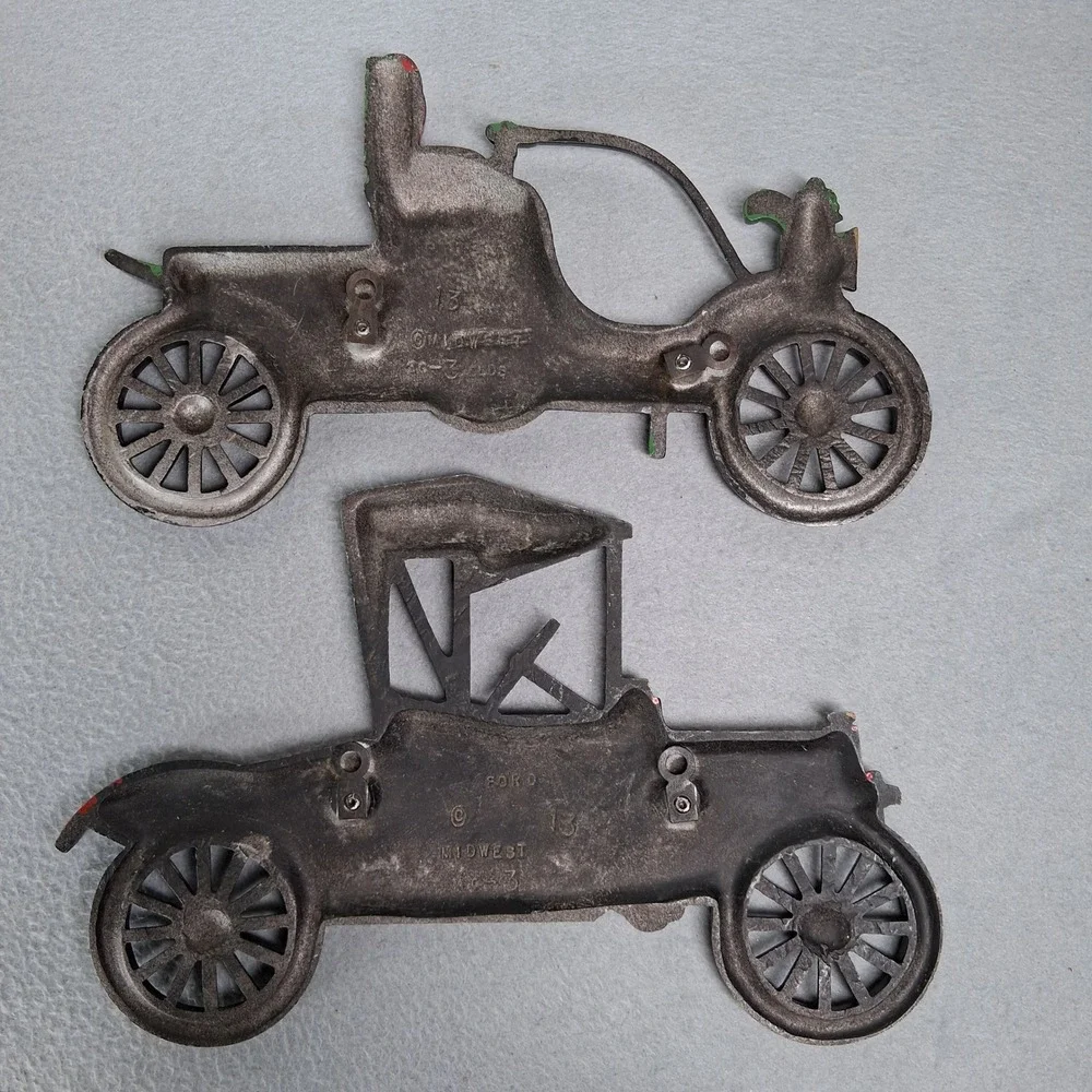 Midwest Cast Iron Wall Decor Ford Model T Green Runabout Vintage Car Plaque Set